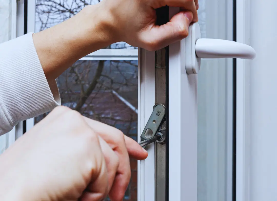 Réparation serrure de fenêtre Rochefort